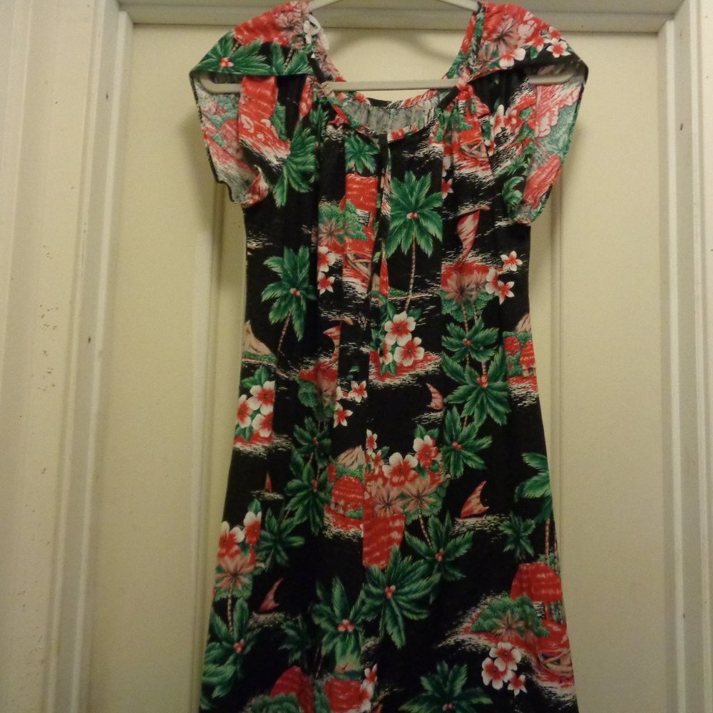 VTG HILO HATTIE TAHITI FLORALS COTTON MUMU M - Picture 3 of 7